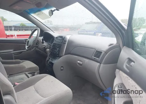 2010 Toyota Sienna Ce/Le from USA, damaged, VIN 5TDKK4CC4AS327418